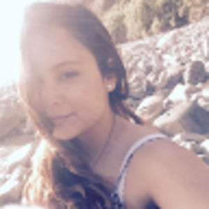 Meet your Posher, Cassandra